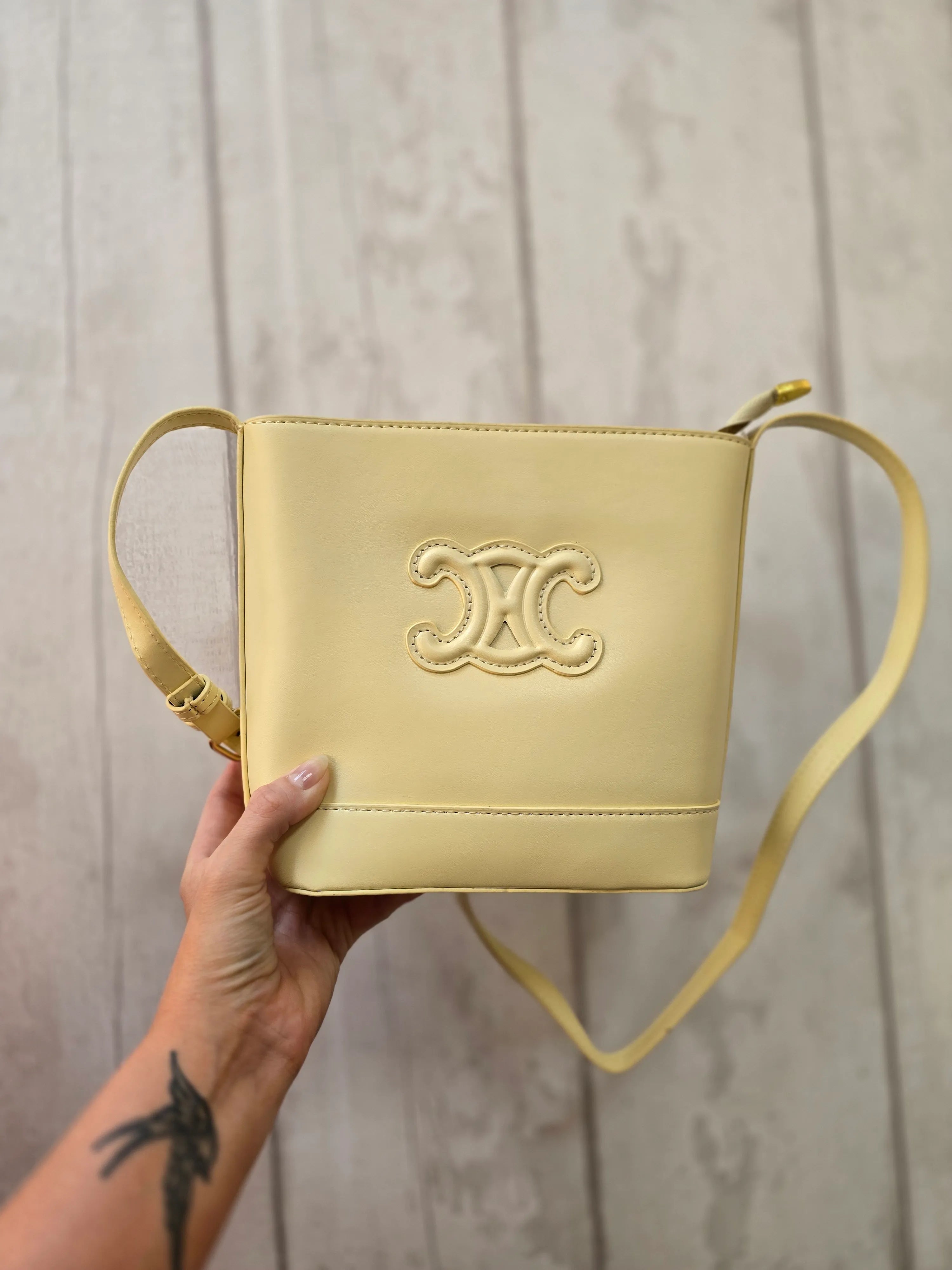 Lemon Embroidered Shoulder Bag