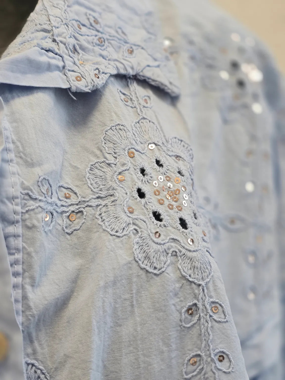 Sequin 3/4 Sleeve Shirt