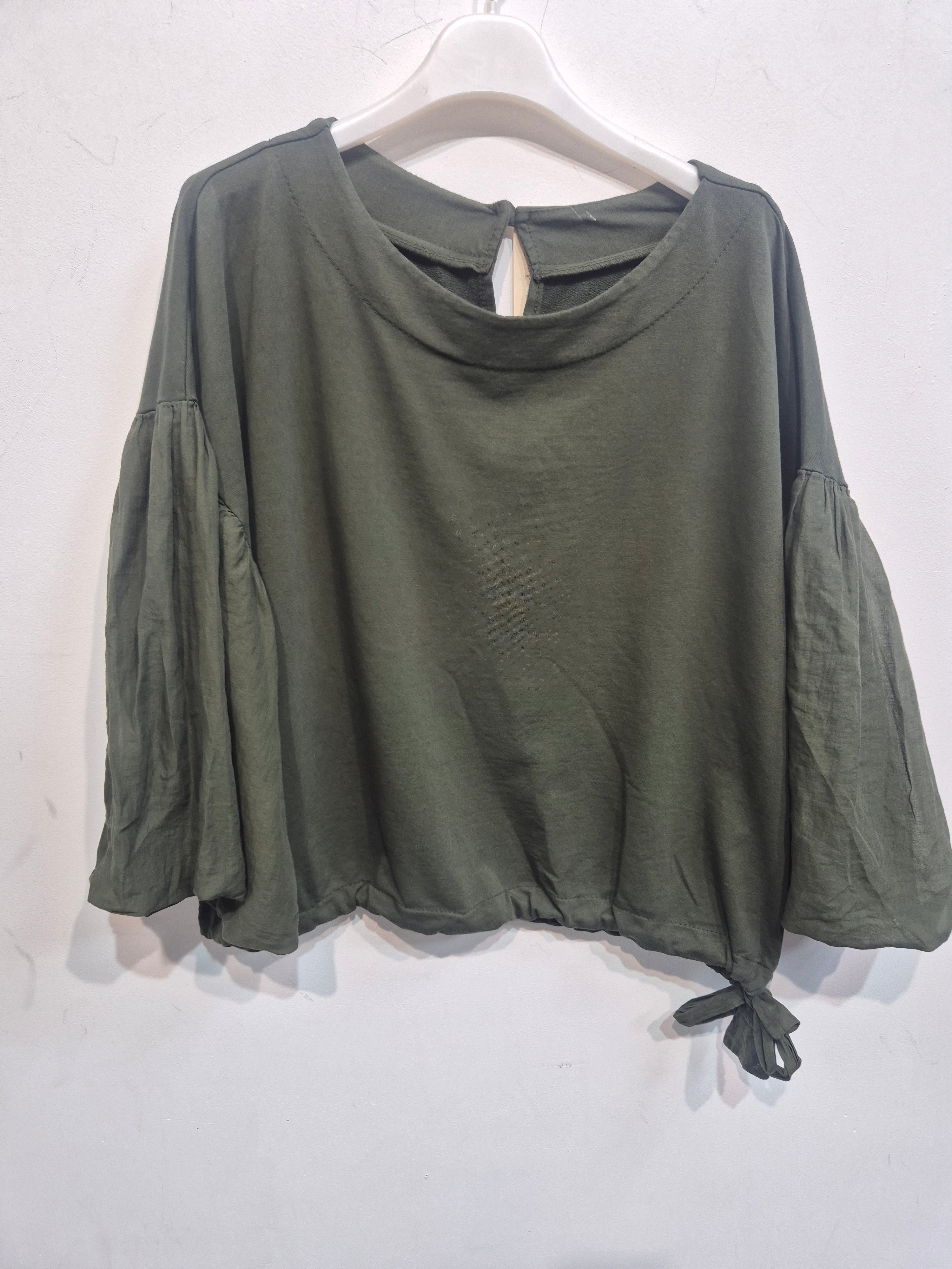 Ballon sleeve side tie top